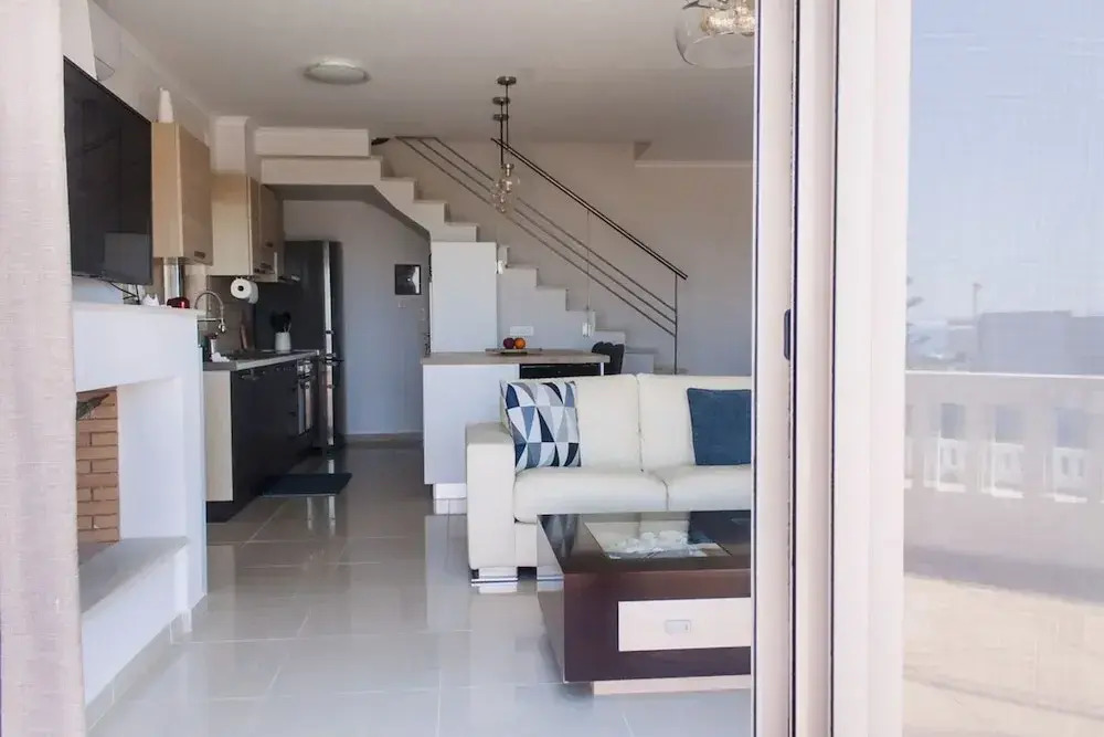 Villa Cook with pool and terraces with sea views
