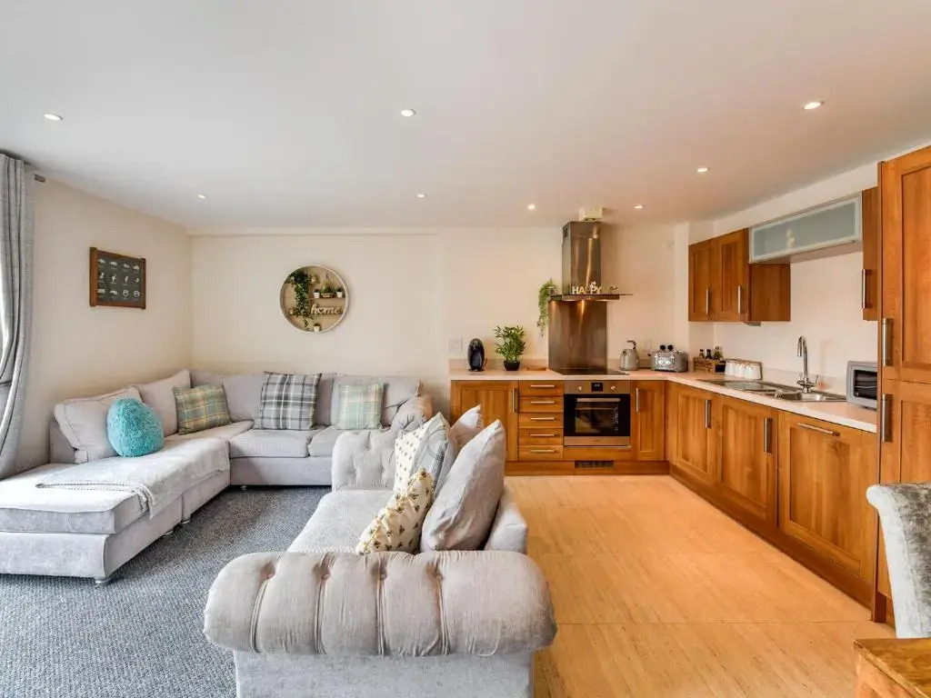 Swansea Marina - Sleeps 4 - Underground parking