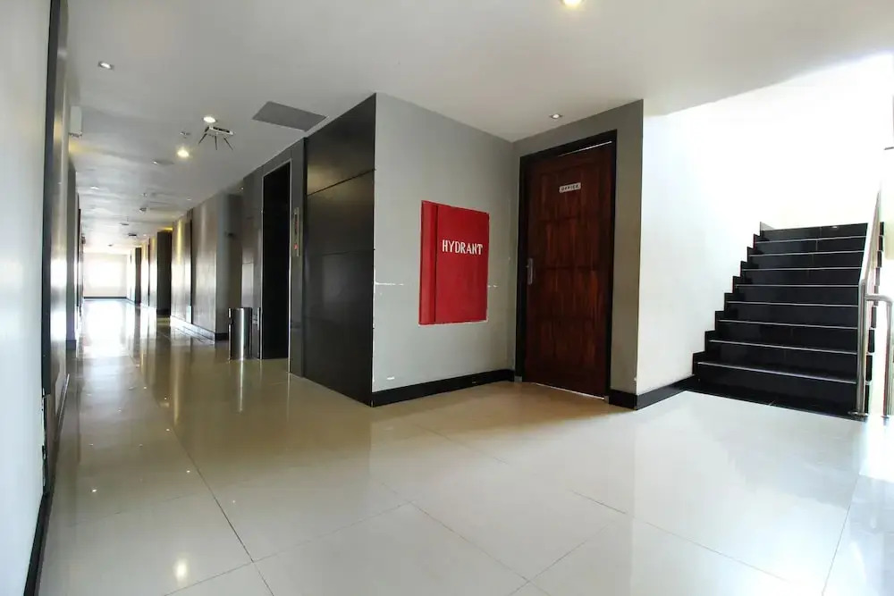Airy Pelabuhan Makassar Lembeh 68 Makassar