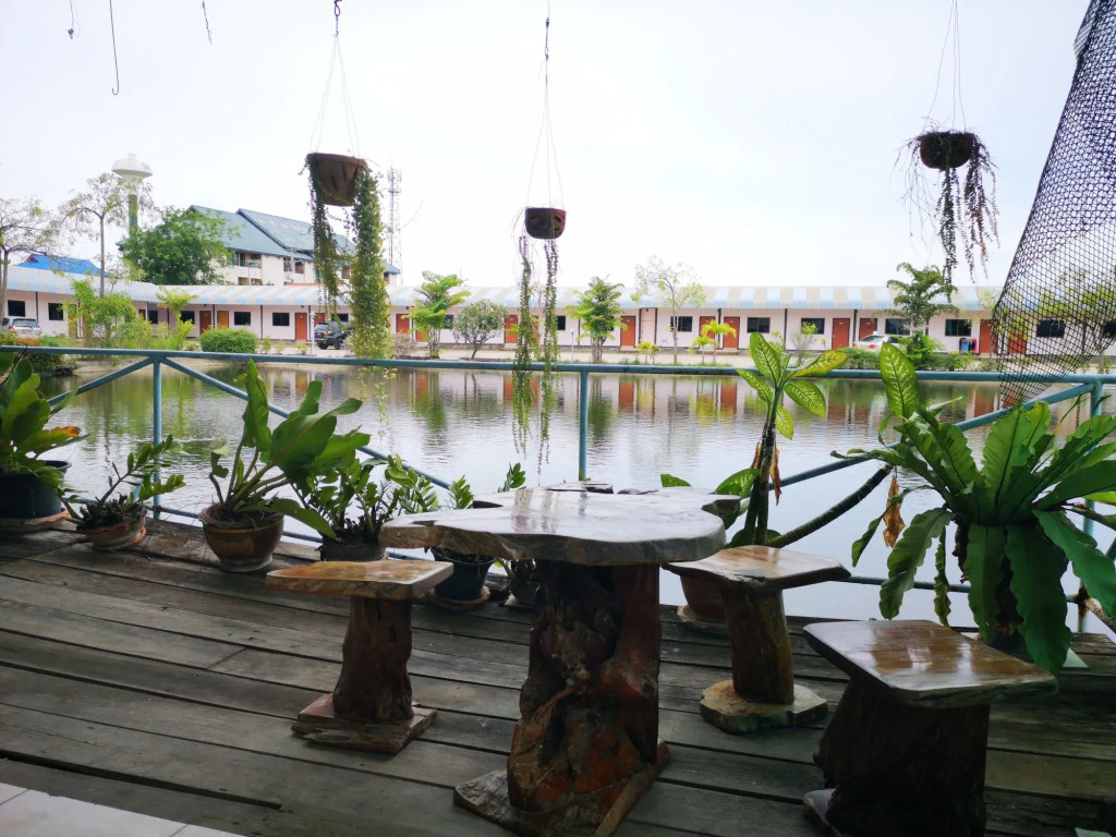 Taweesub  Resort