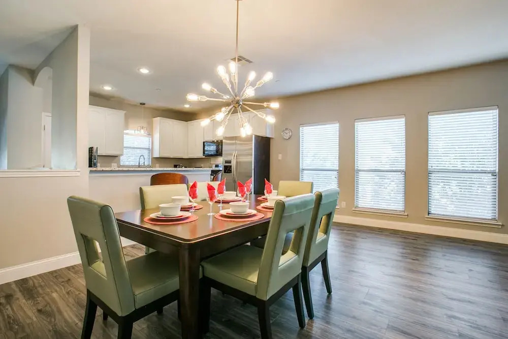 Beautifully furnished 3 bedroom Frisco