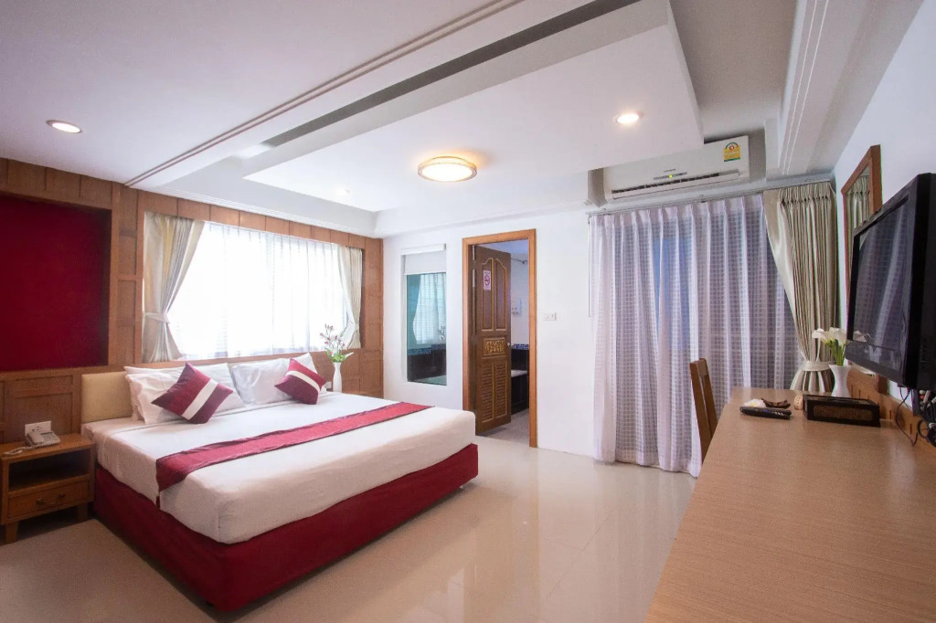 Gusto Pratunam Hotel