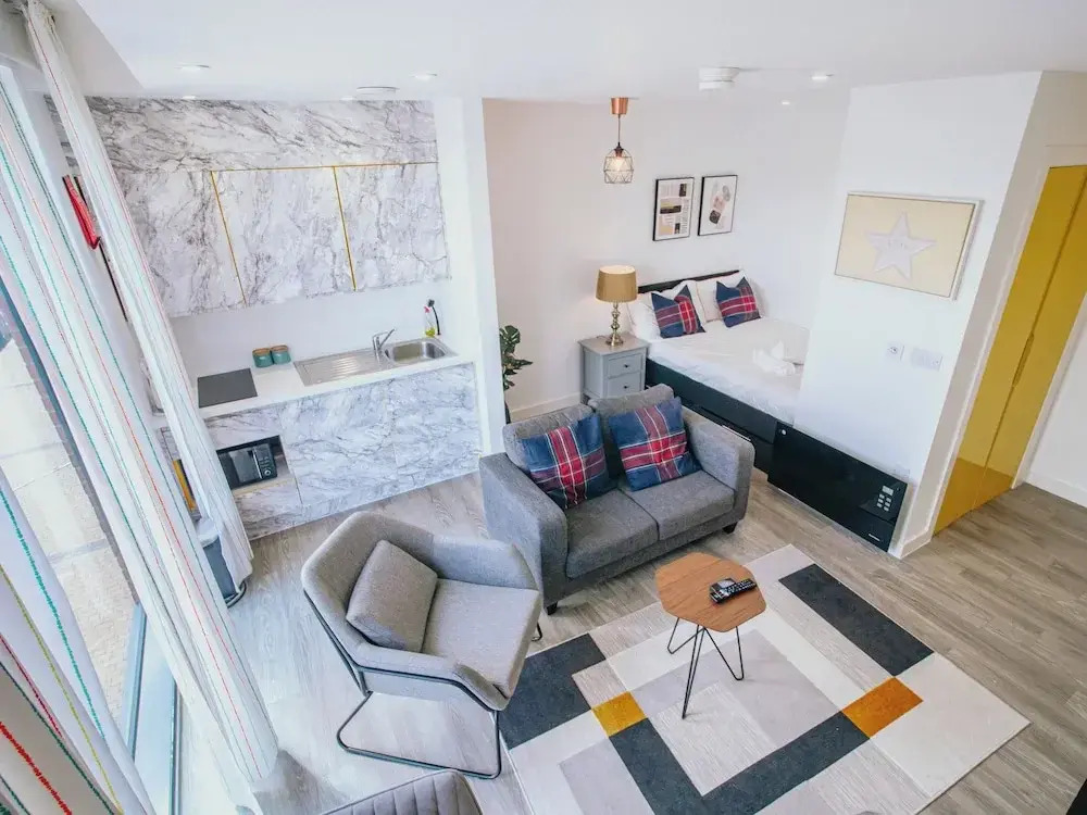 Vibrant Bright Apartment Sheffield Sleeps 2