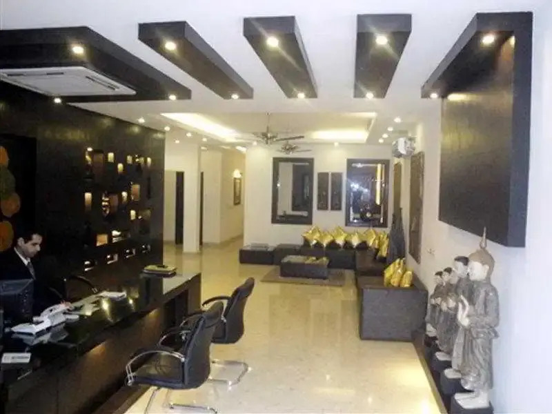 Hotel Akshara Dunsvirk Court