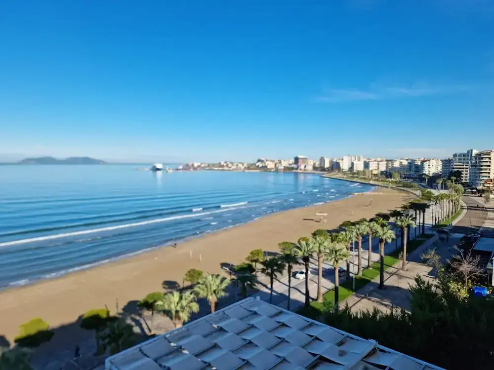 Bes' Sea View Studio
