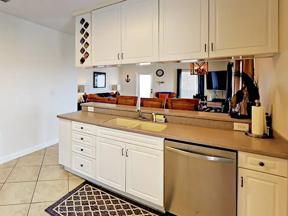 3BR on Mobile Bay, 1 Block to Beach