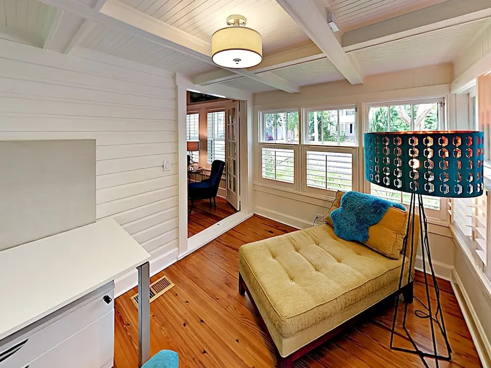 445 Saint Petersburg - 3 Br Home