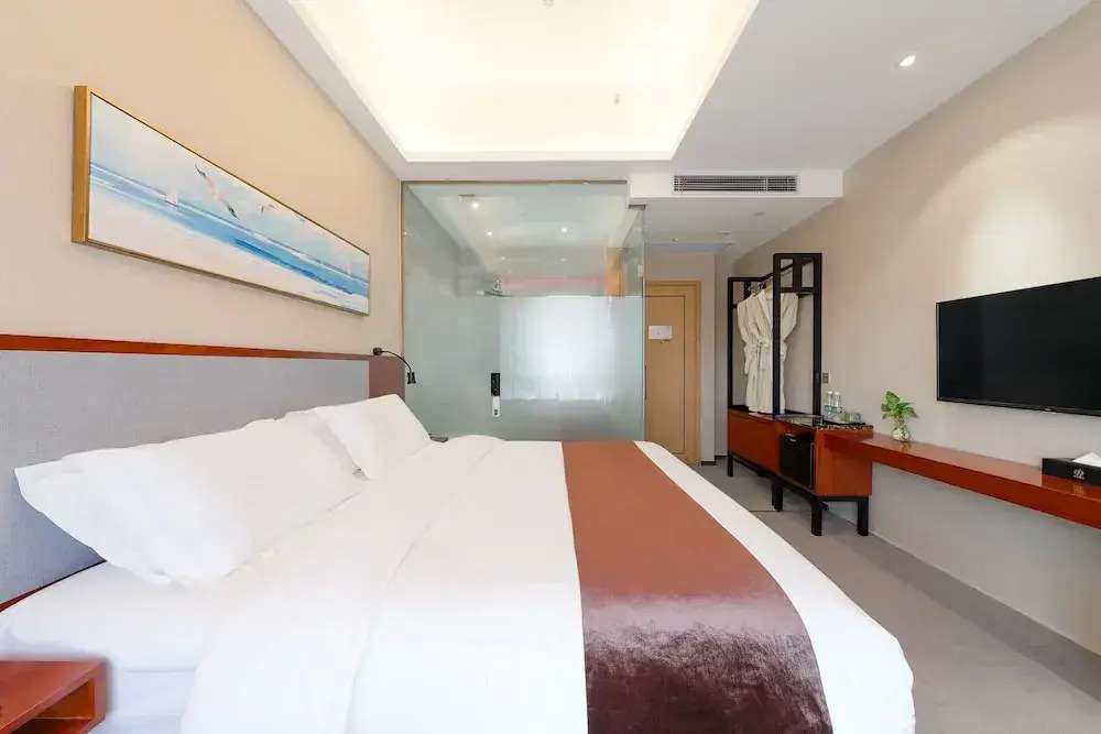 Shanghai Menglong Hotel Management