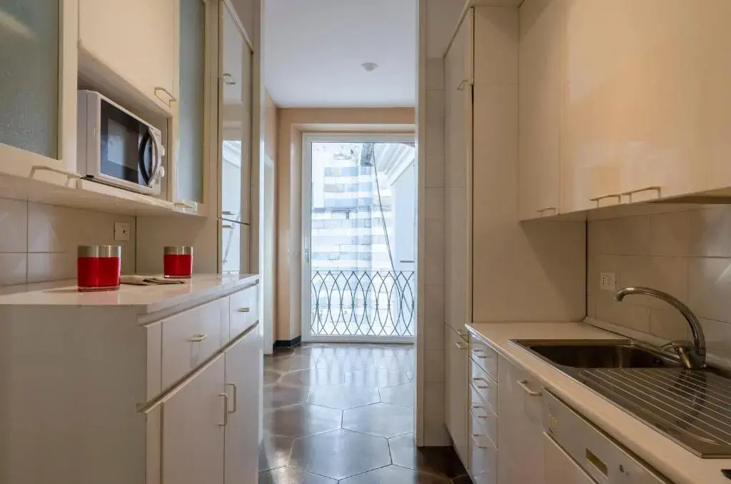 JOIVY Exclusive 3-bedroom flat near Cathedral of Genoa