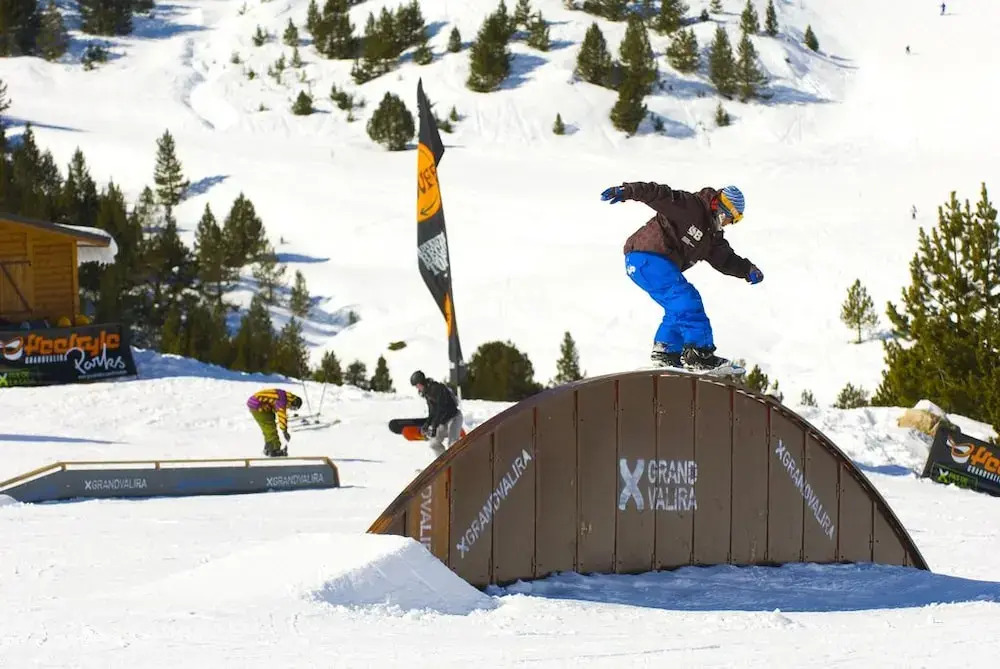 Apartamentos Tarter Pirineos 3000