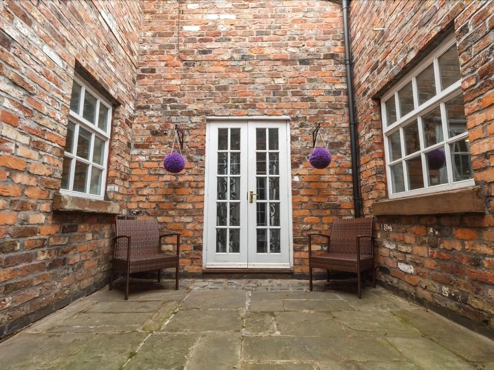Liverpool Centre Sleeps 16 Stunning