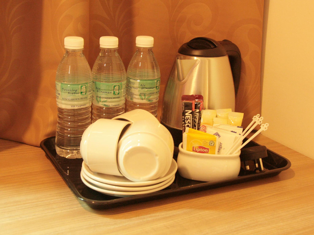 Lumut Suites