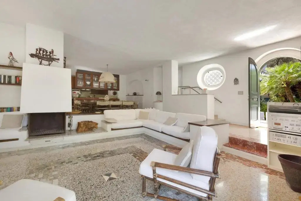 Villa Denise by BarbarHouse