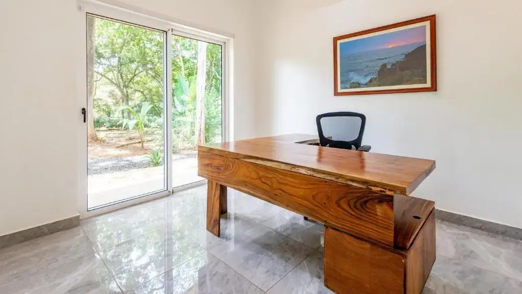 Modern Home and Guesthouse in a Peaceful Gated Community with a Private Swimming Pool