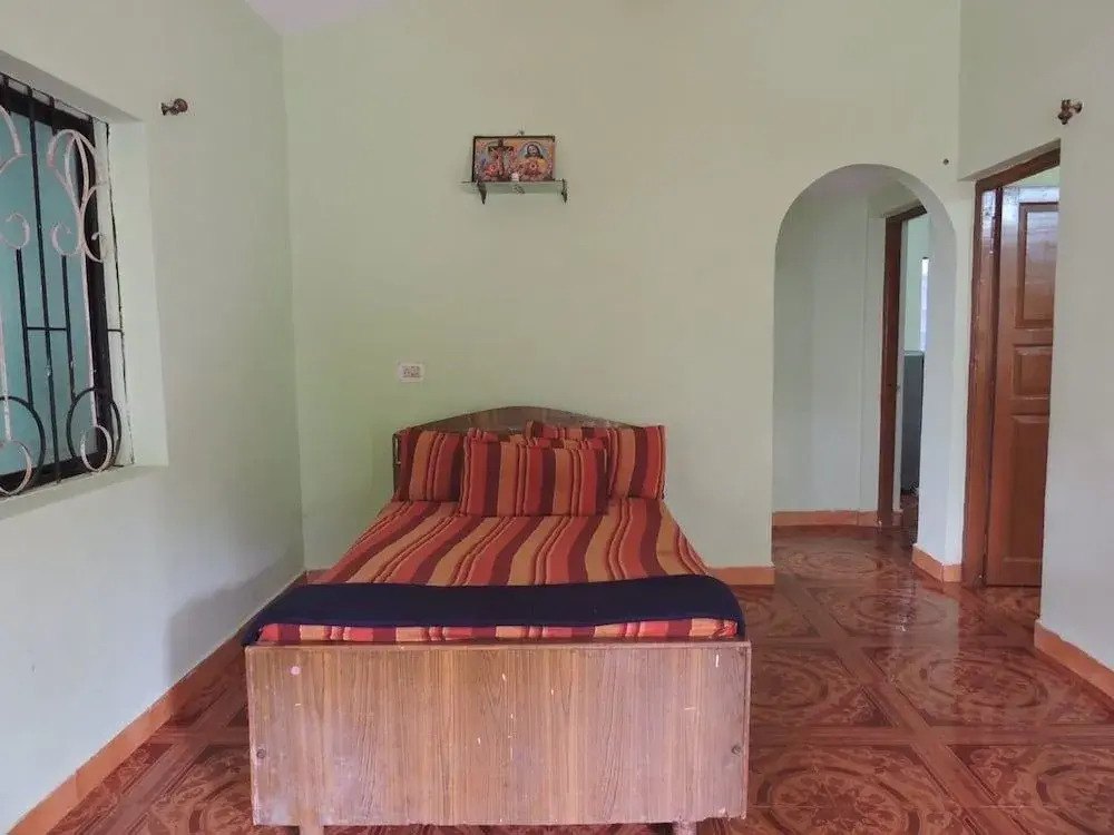 Monica Guest House
