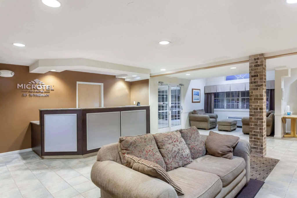 Microtel Inn & Suites by Wyndham Nashville