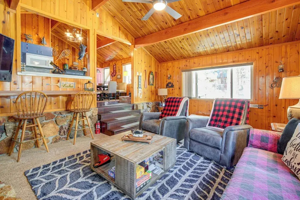 5 Mi to Big Bear Lake: Pet-friendly Gem Near Hikes