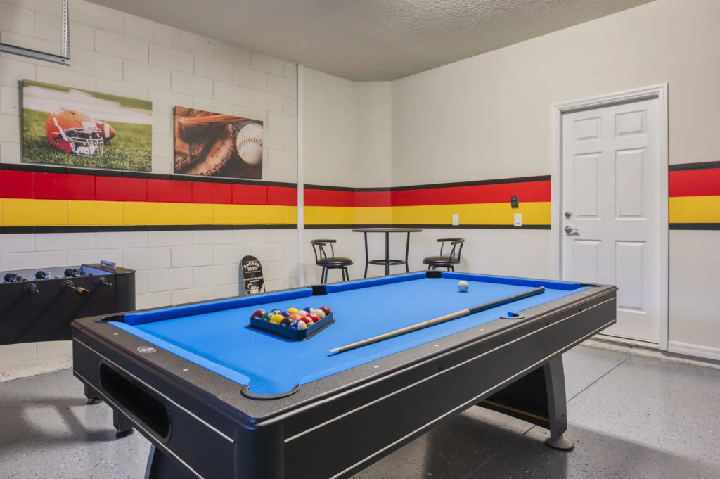 Stunning home with private pool and game room
