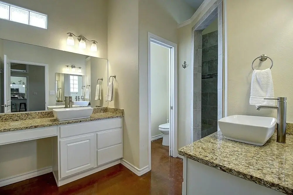 Blue Pelican 3 Bedroom Townhouse by Redawning