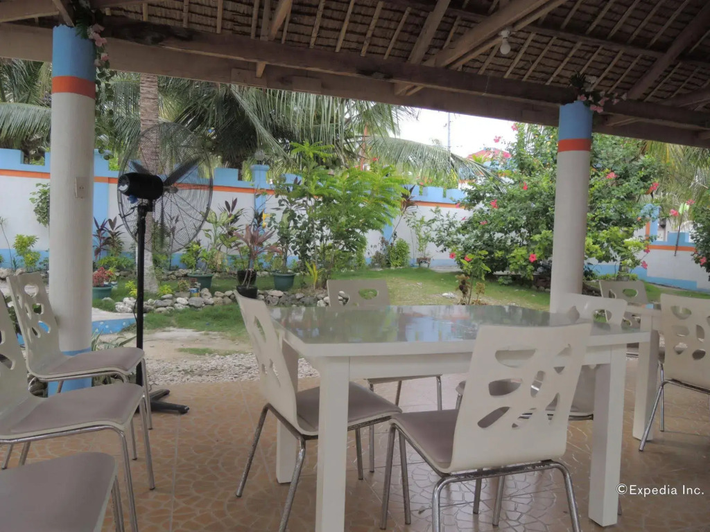 Tum's Resort