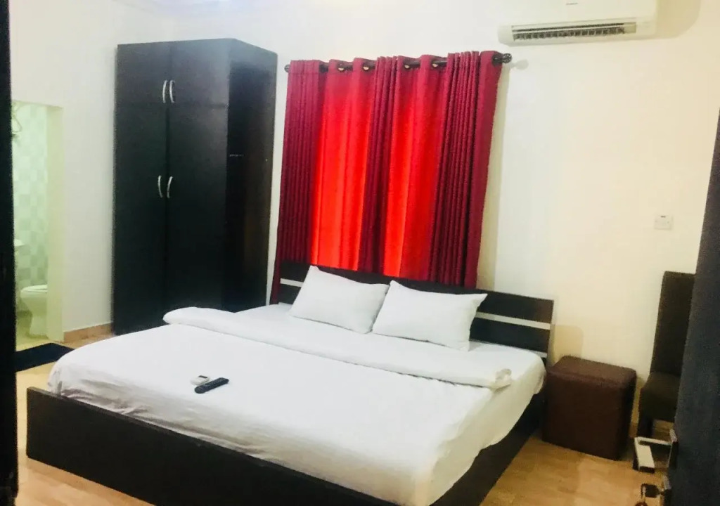 Esporta Suites Yaba