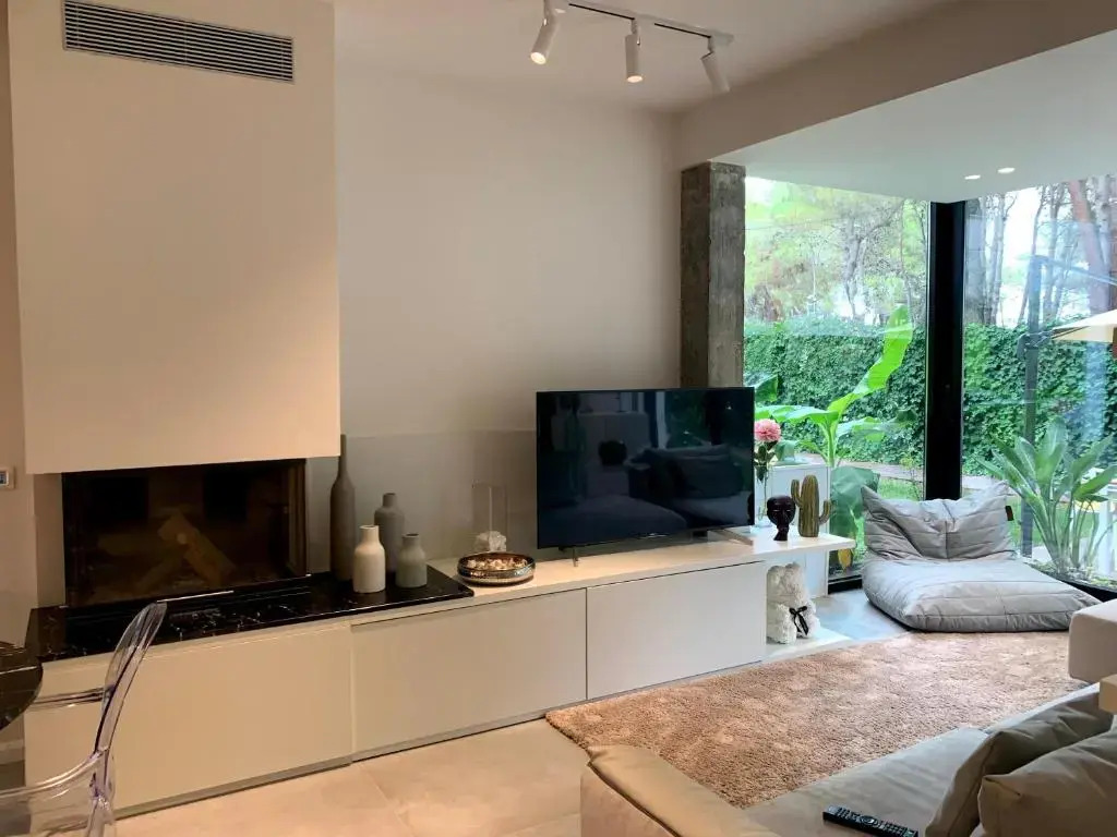 Deluxe Garden Apartment at Marea Resort