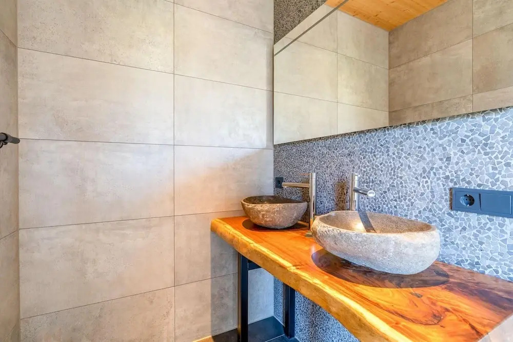 Modern 6-person Villa With Private Hot Tub - Near Beach & Nature