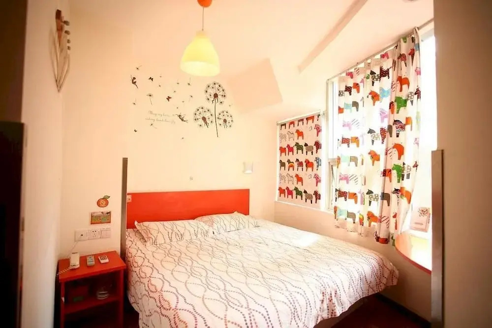 Echarm Hotel Chongqing Jiefangbei Hongya Pedestrian Street