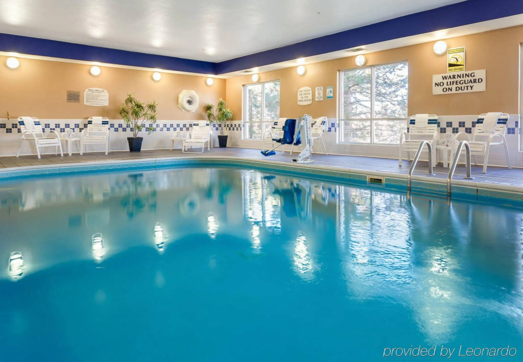 Clarion Pointe Fairborn near Wright Patterson AFB