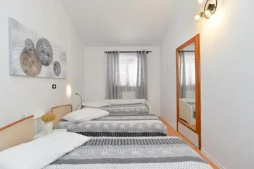 Apartment Senada 1727