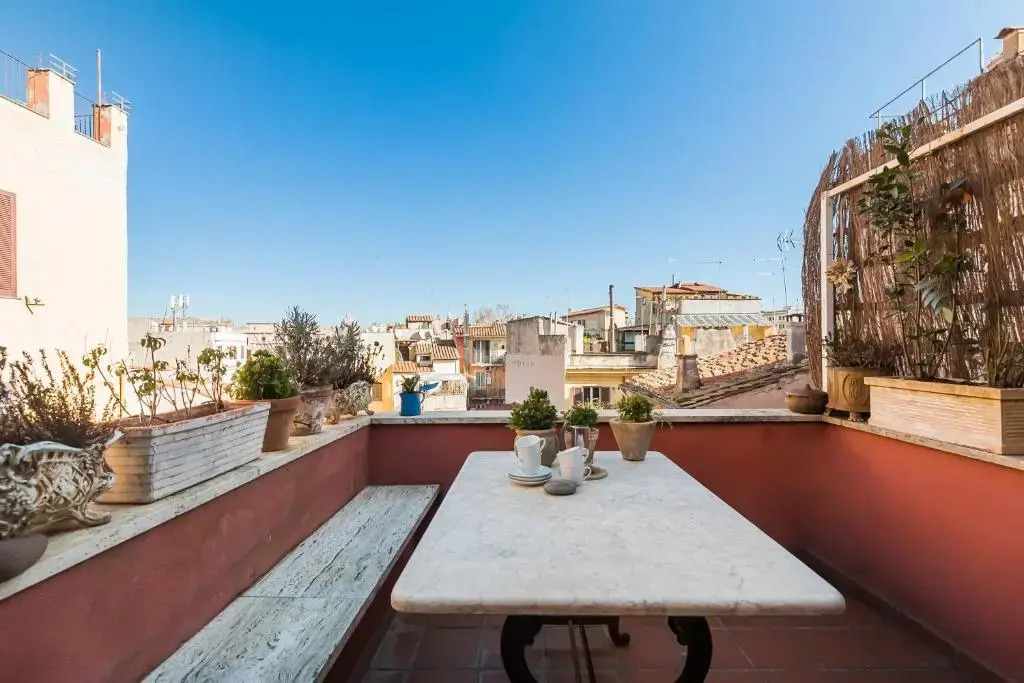 Scala Lovely Terrace Apartment