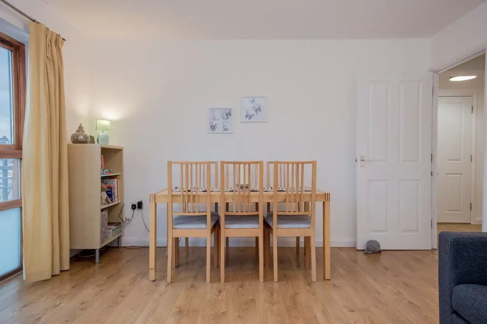 Modern 2 Bedroom Flat in Shadwell