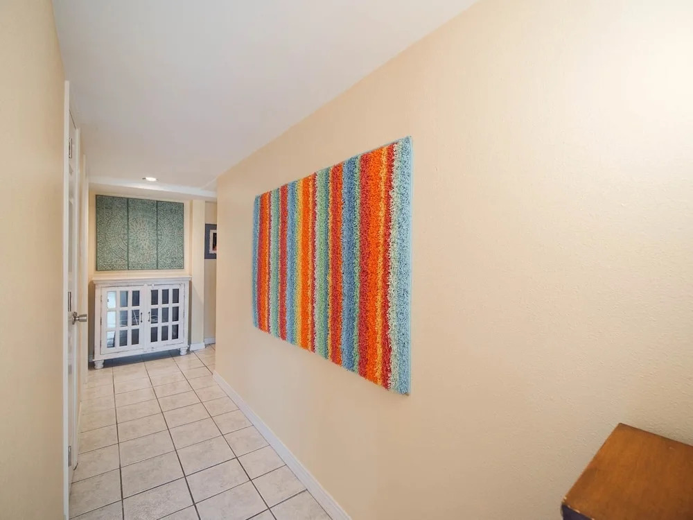 Relaxing , Great Location, 3 Minute Walk To The Beach 2 Bedroom Condo by RedAwning