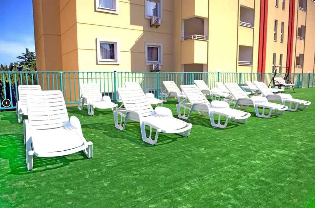 Citrus Hotel