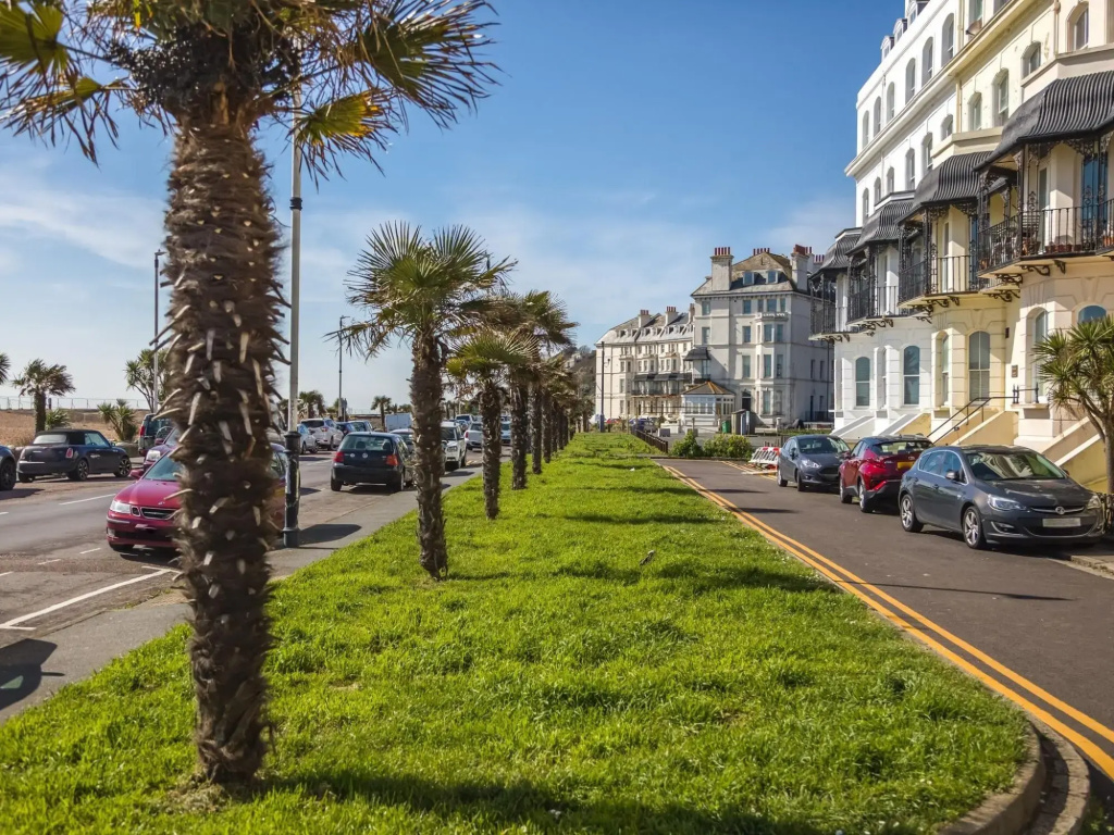 Lovely Folkestone Apartment Near Town Center And Sandgate Beach