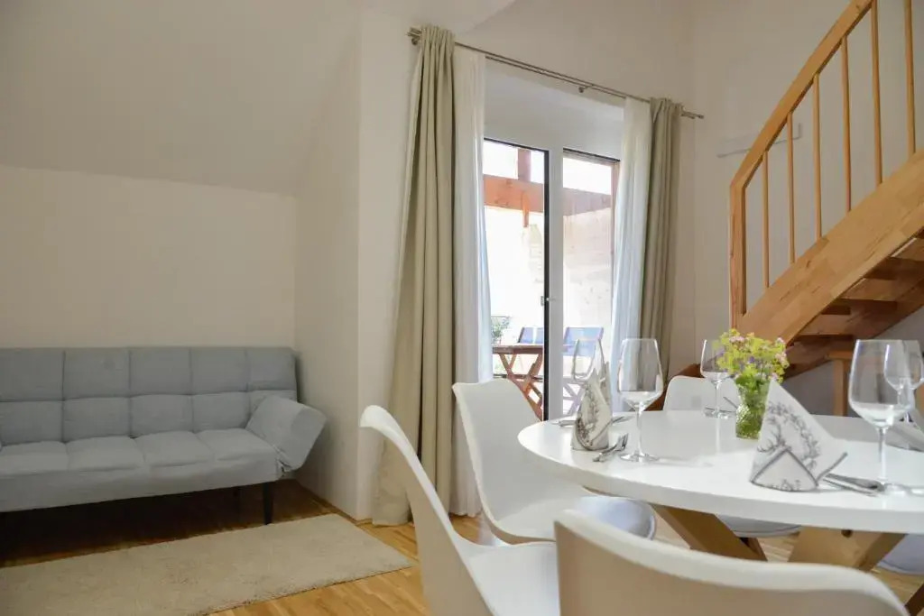 Alpine Chalet Pia Top 5 by AA Holiday Homes