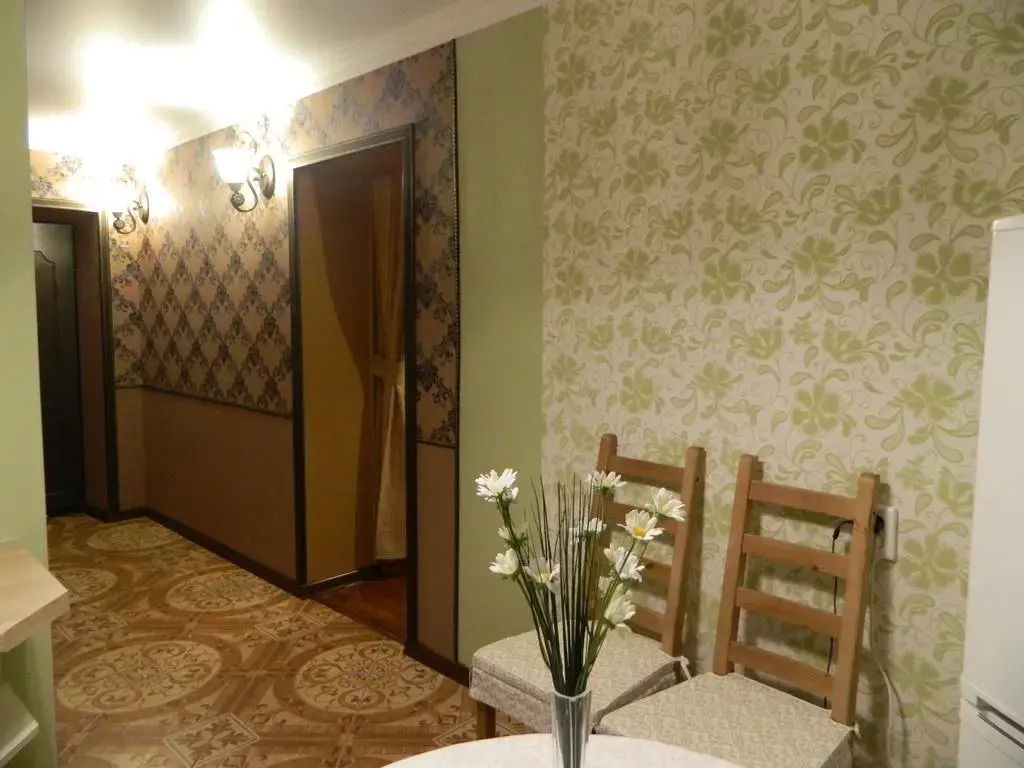 Apartment Ordzhonikidze 55
