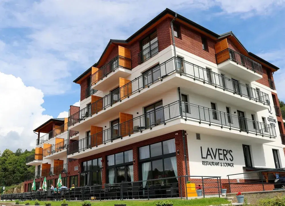 Hotel Queens