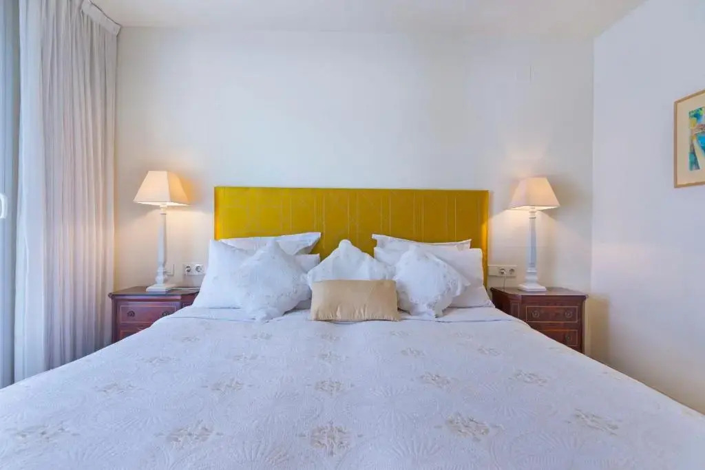 2018 Las Canas beach, first line beach, Marbella golden mile