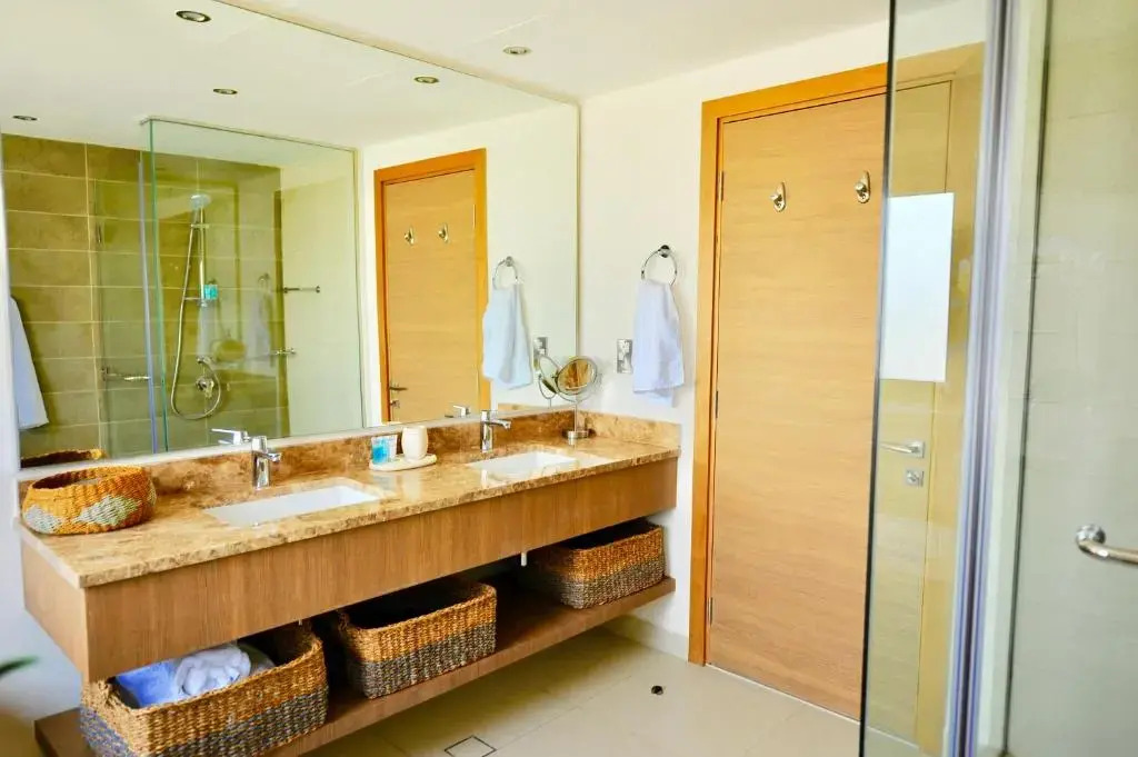 The Sunshine Villa