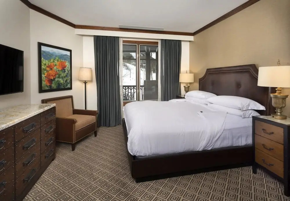 Aspen Ritz Carlton 3 bed 04