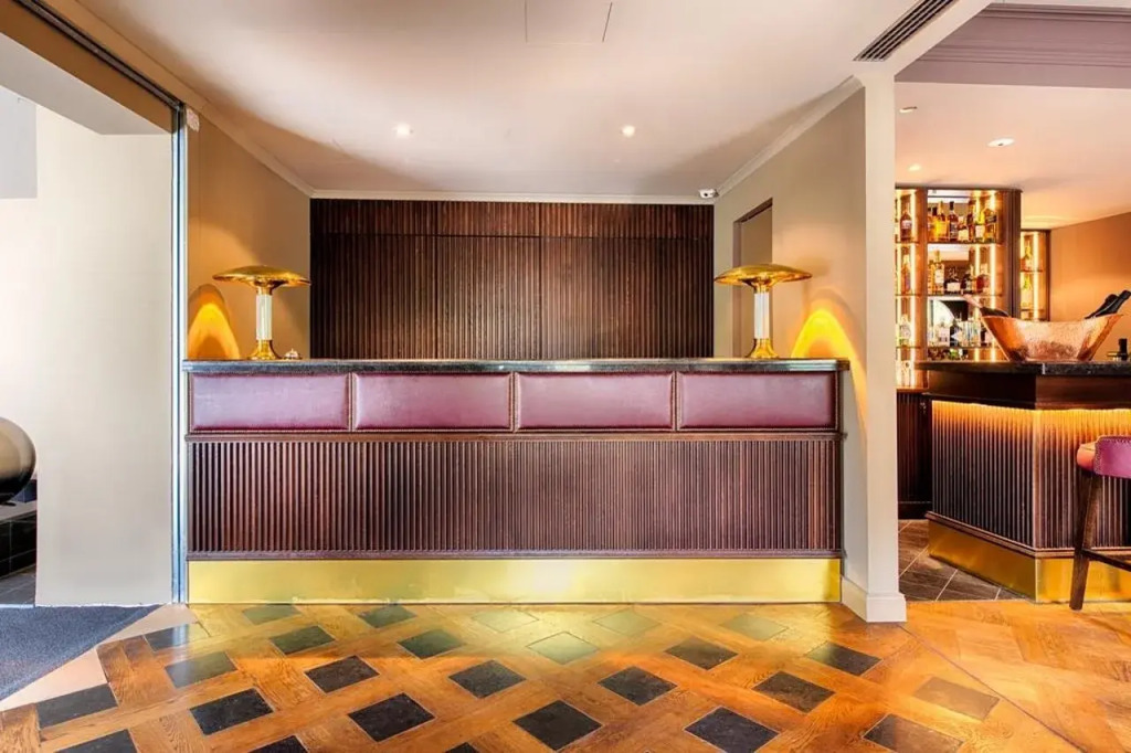 Mondrian Suites Berlin am Checkpoint Charlie