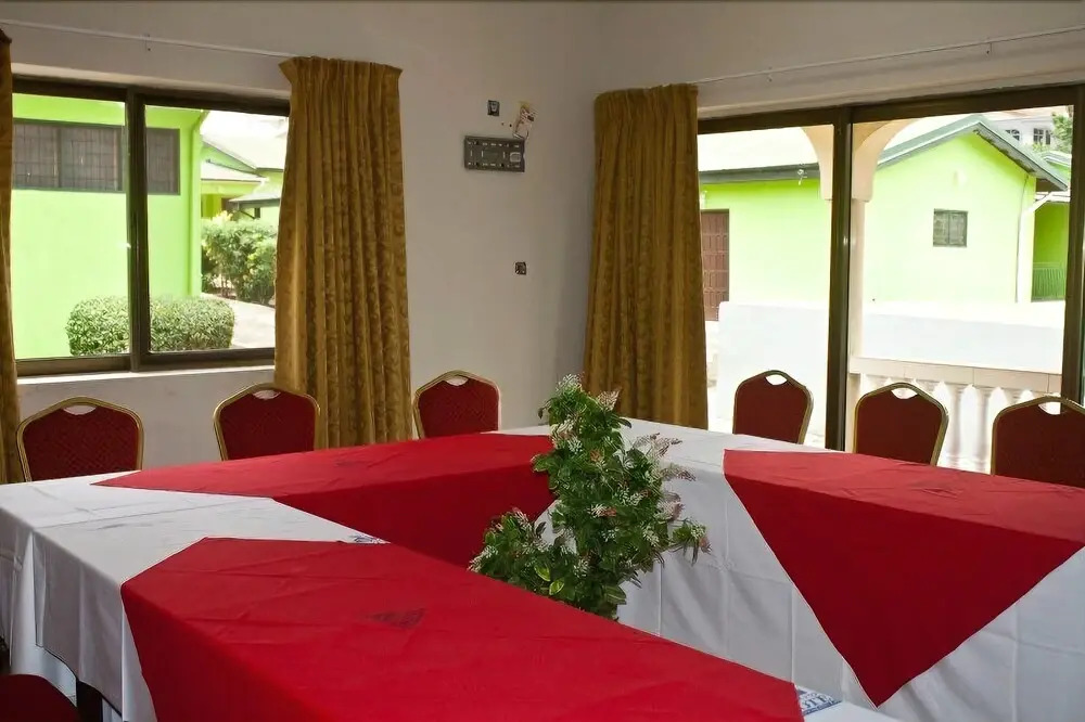 Modak Royal Hotel