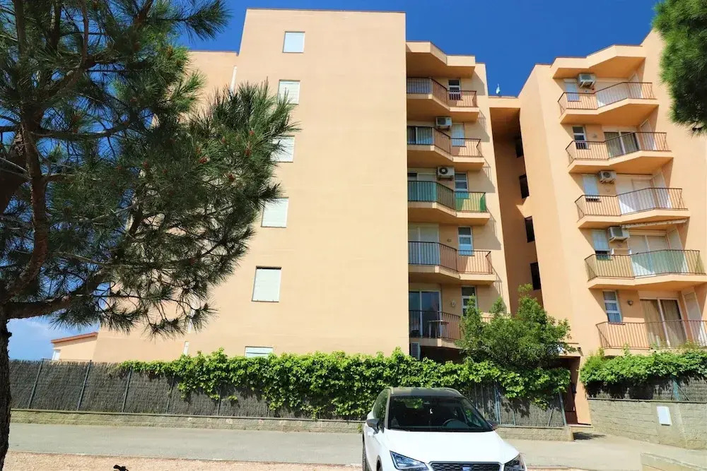 Apartment in Roses Near Sandy Beach