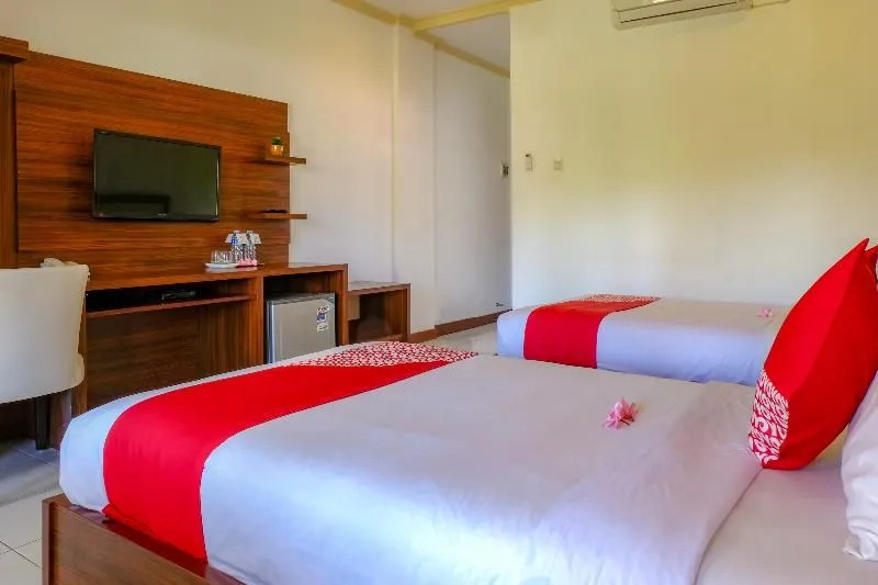 OYO 953 Family Beach Hotel