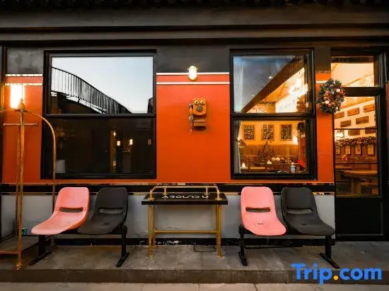 Leaky Cauldron Magic Train Homestay
