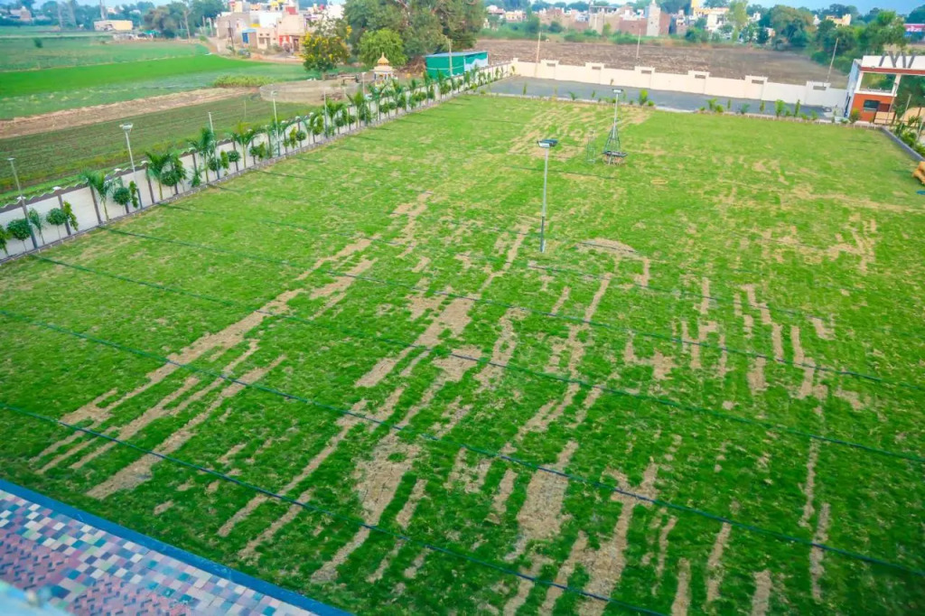 Aashirwad Hotels & Resort