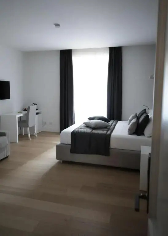 B&B LIONORA