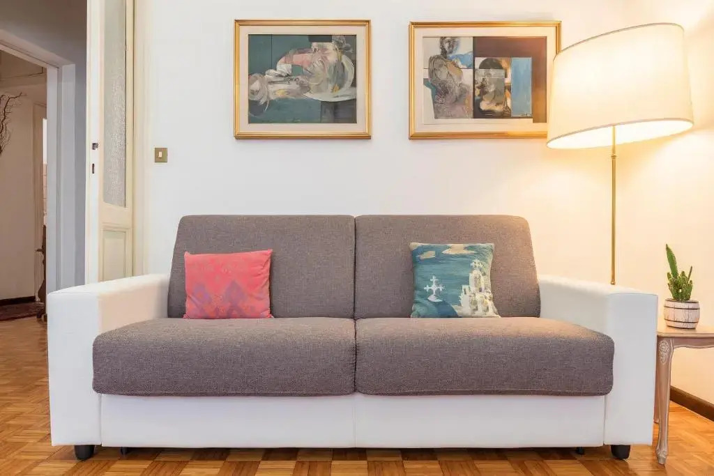 Flower'S Market Apartment - Charme Homes