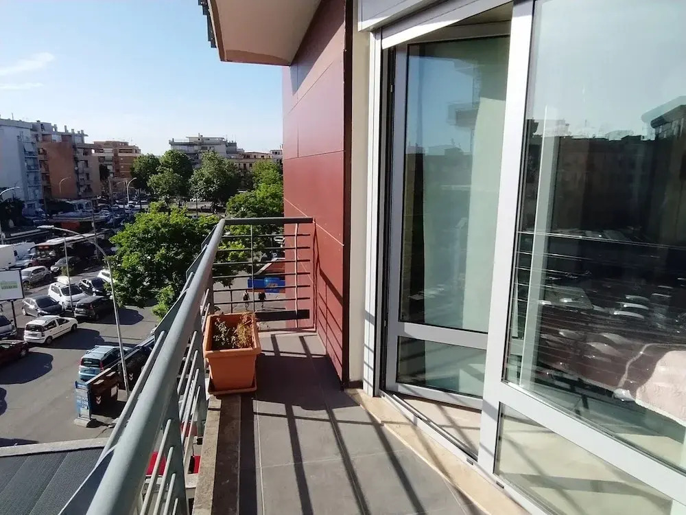 Nice Apartment Close Metro C - Mirti